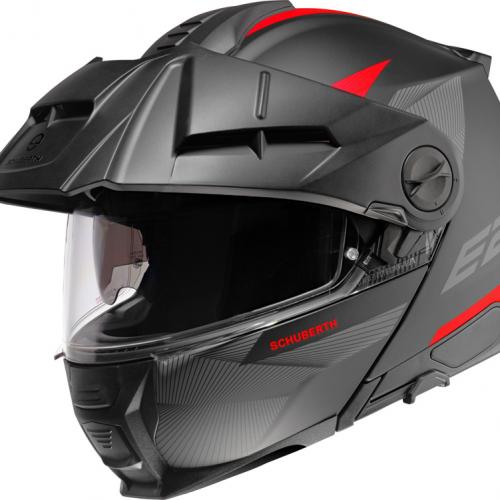 Schuberth apresenta novo capacete E2